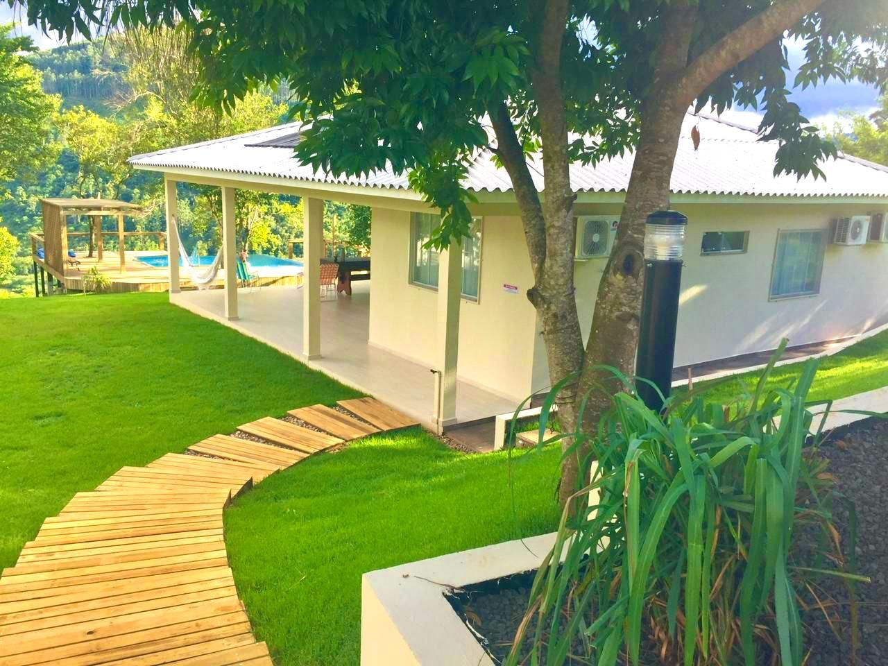 Casa de 3 quartos, 2300m² no bairro BR480, em Chapecó | Eu Corretor