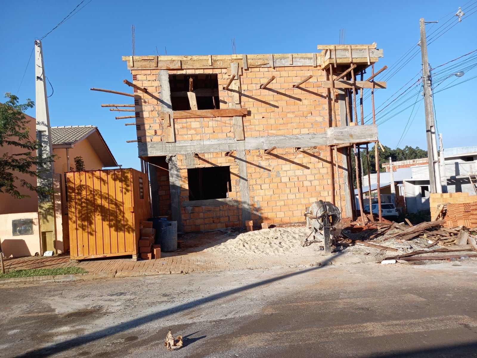 Sobrado de 2 quartos, 90m² no bairro Desbravador, em Chapecó | Eu Corretor