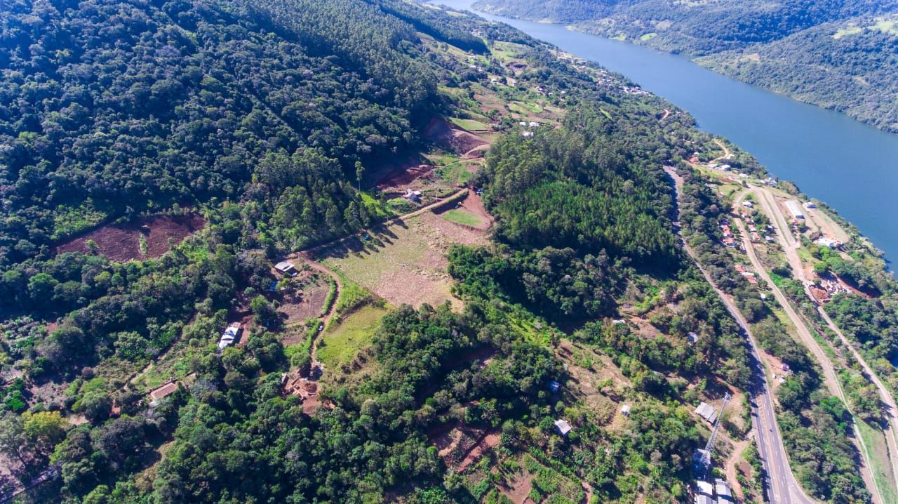 Chácara de 25800m² | Eu Corretor
