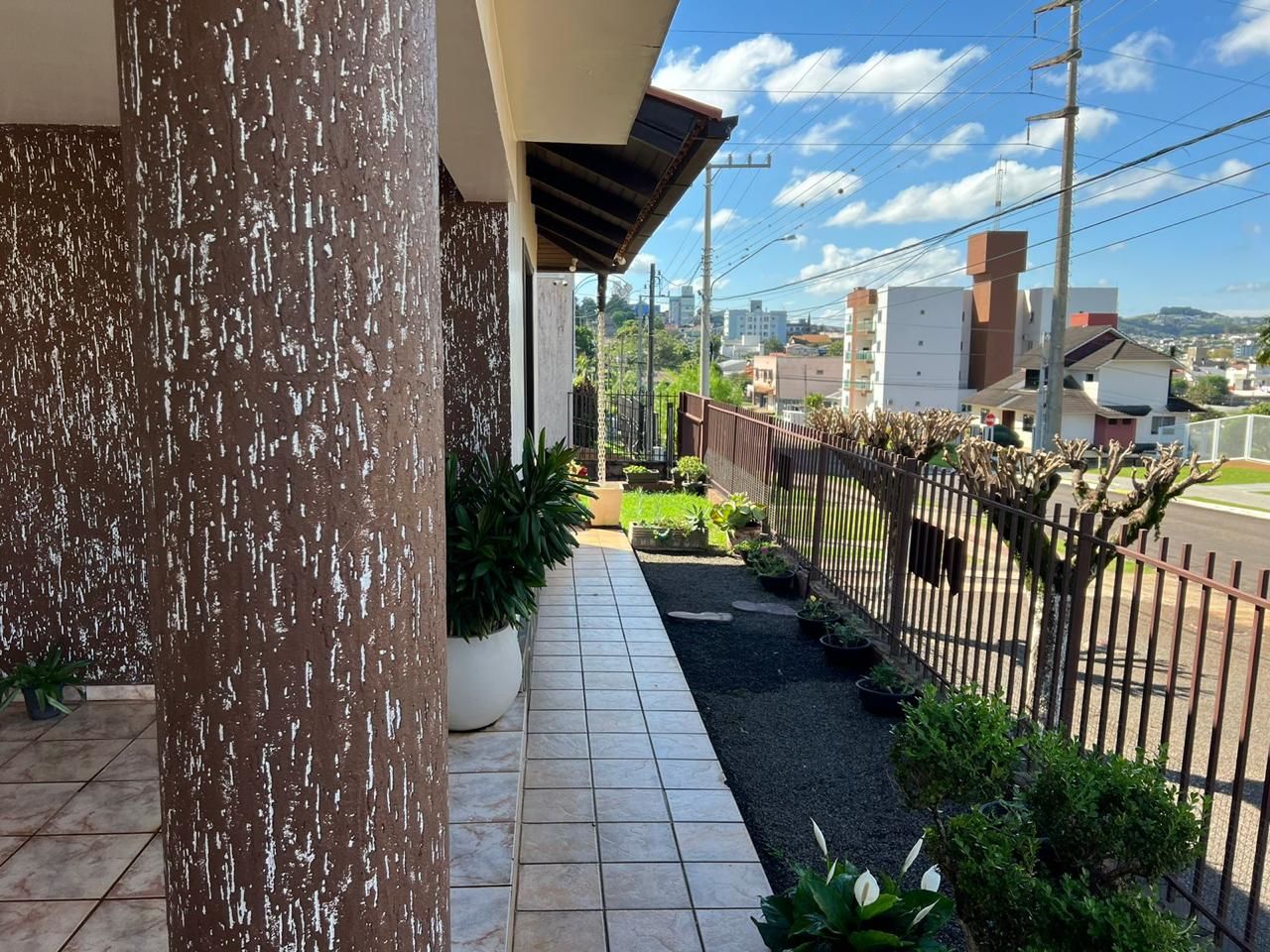 Casa de 2 quartos, 218m² no bairro Presidente Médici, em Chapecó | Eu Corretor