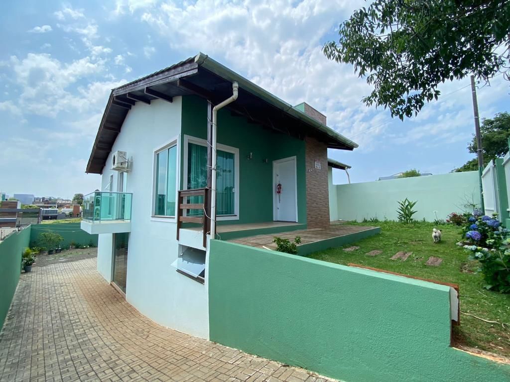 Casa de 3 quartos, 181m² no bairro Santos Dumont, em Chapecó | Eu Corretor