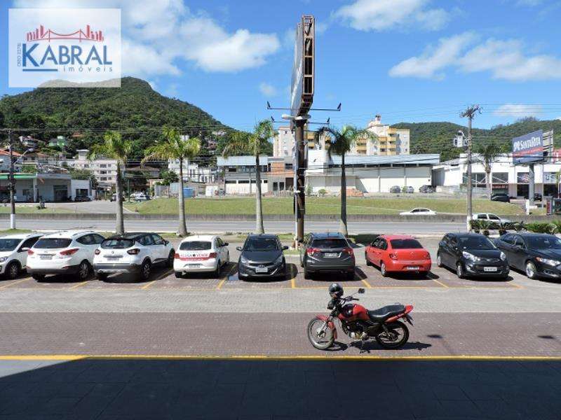 Sala para Locação no bairro Saco