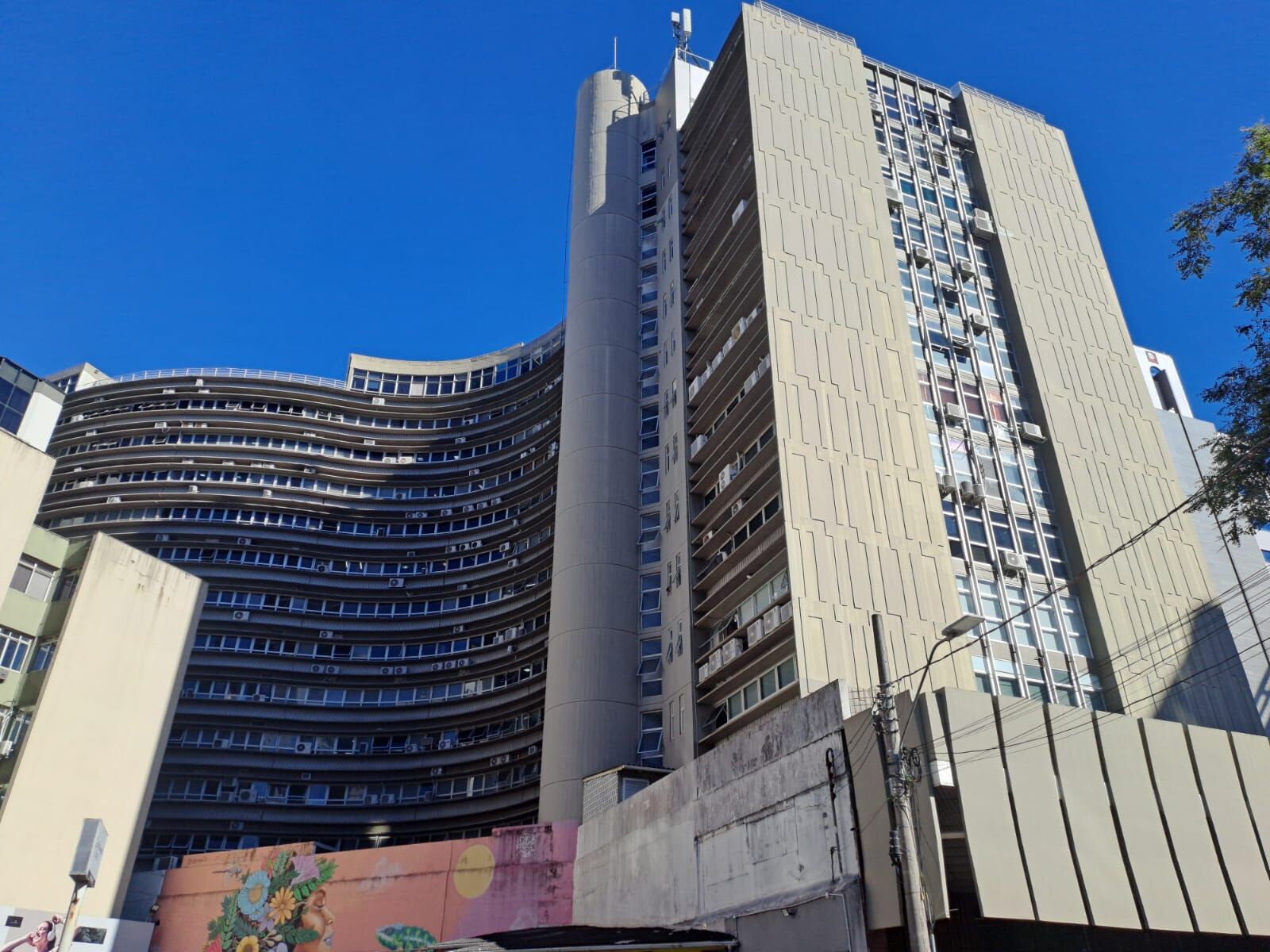 Sala Comercial no Edifício Ceisa Center
